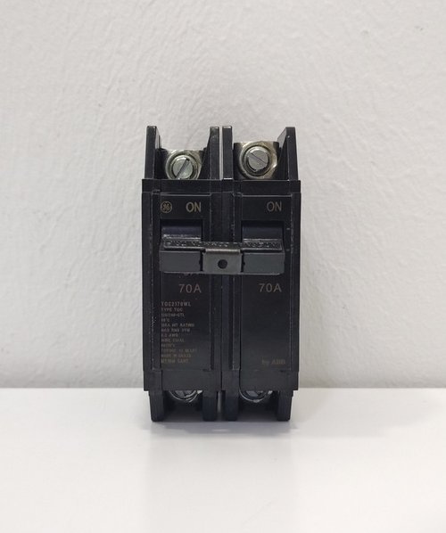 Breaker Superficial 2x70amp, General Electric (cod.2343)